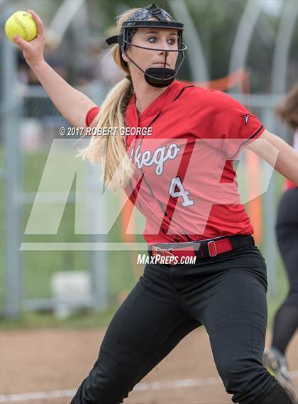 Thumbnail 2 in Muskego vs Franklin (WIAA Division 1 Regional) photogallery.