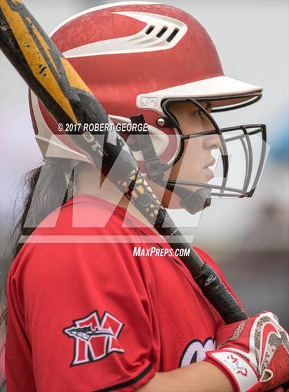 Thumbnail 2 in Muskego vs Franklin (WIAA Division 1 Regional) photogallery.