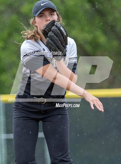 Thumbnail 1 in Muskego vs Franklin (WIAA Division 1 Regional) photogallery.