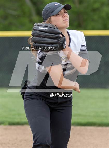 Thumbnail 2 in Muskego vs Franklin (WIAA Division 1 Regional) photogallery.