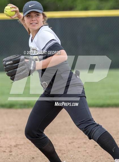 Thumbnail 2 in Muskego vs Franklin (WIAA Division 1 Regional) photogallery.