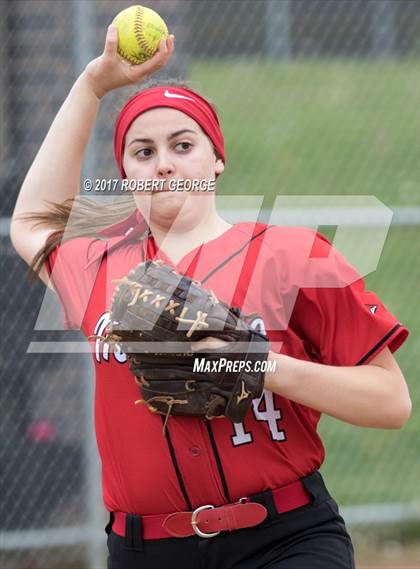 Thumbnail 2 in Muskego vs Franklin (WIAA Division 1 Regional) photogallery.