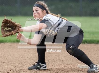 Thumbnail 2 in Muskego vs Franklin (WIAA Division 1 Regional) photogallery.