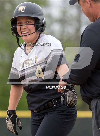 Thumbnail 3 in Muskego vs Franklin (WIAA Division 1 Regional) photogallery.
