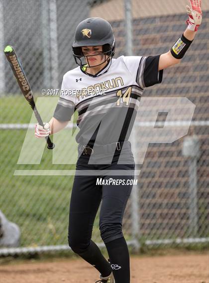 Thumbnail 2 in Muskego vs Franklin (WIAA Division 1 Regional) photogallery.
