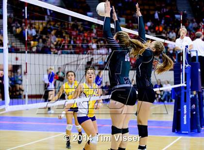 Thumbnail 2 in Fleming vs. Kit Carson (CHSAA 1A Semifinal Playoff) photogallery.