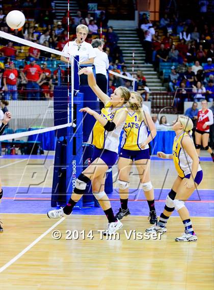 Thumbnail 1 in Fleming vs. Kit Carson (CHSAA 1A Semifinal Playoff) photogallery.