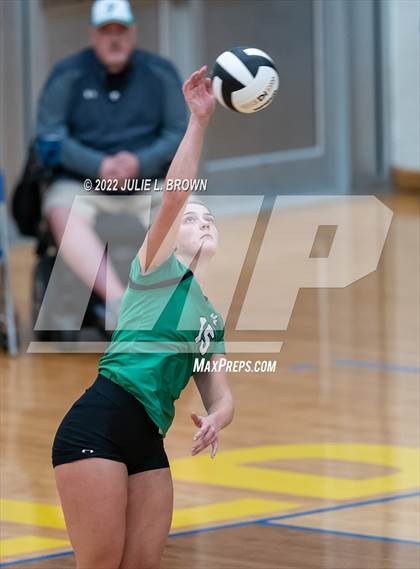 Thumbnail 1 in Yorktown vs. Brebeuf Jesuit Preparatory (IHSAA 4A Regional semi-final) photogallery.