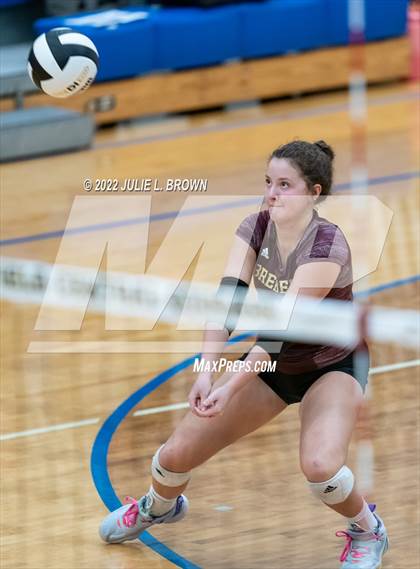 Thumbnail 2 in Yorktown vs. Brebeuf Jesuit Preparatory (IHSAA 4A Regional semi-final) photogallery.
