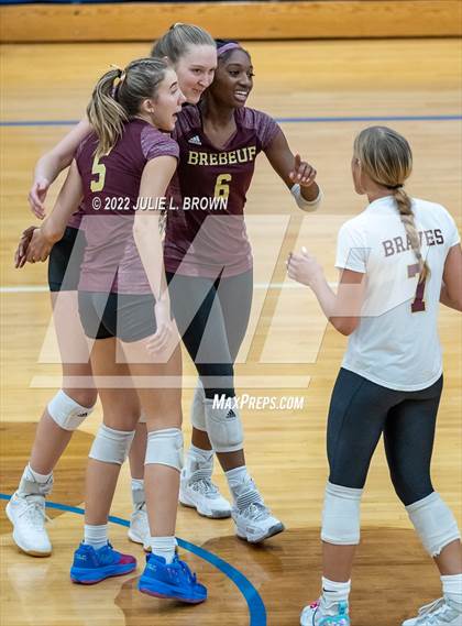 Thumbnail 2 in Yorktown vs. Brebeuf Jesuit Preparatory (IHSAA 4A Regional semi-final) photogallery.