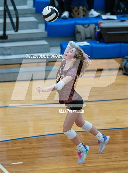 Thumbnail 3 in Yorktown vs. Brebeuf Jesuit Preparatory (IHSAA 4A Regional semi-final) photogallery.
