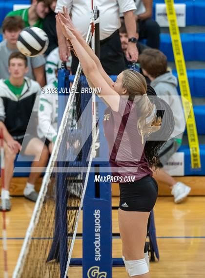 Thumbnail 3 in Yorktown vs. Brebeuf Jesuit Preparatory (IHSAA 4A Regional semi-final) photogallery.