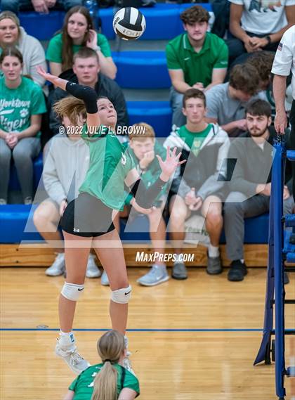 Thumbnail 3 in Yorktown vs. Brebeuf Jesuit Preparatory (IHSAA 4A Regional semi-final) photogallery.