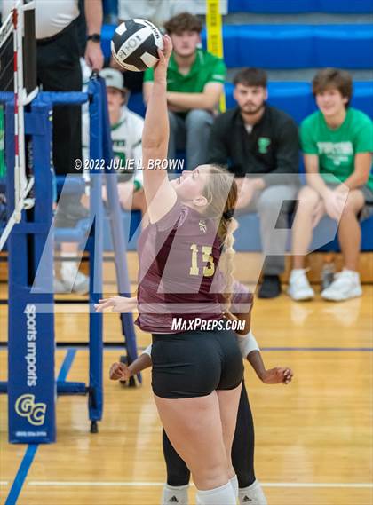 Thumbnail 3 in Yorktown vs. Brebeuf Jesuit Preparatory (IHSAA 4A Regional semi-final) photogallery.