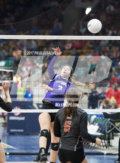 Thumbnail 3 in Lutheran vs. Sterling (CHSAA 3A Pool Play) photogallery.