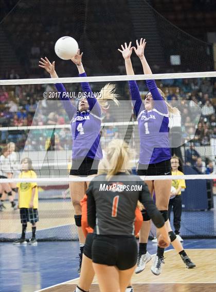 Thumbnail 2 in Lutheran vs. Sterling (CHSAA 3A Pool Play) photogallery.