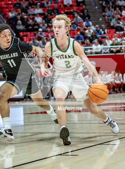 Thumbnail 3 in Highland @ Olympus (UHSAA 5A Semifinal) photogallery.