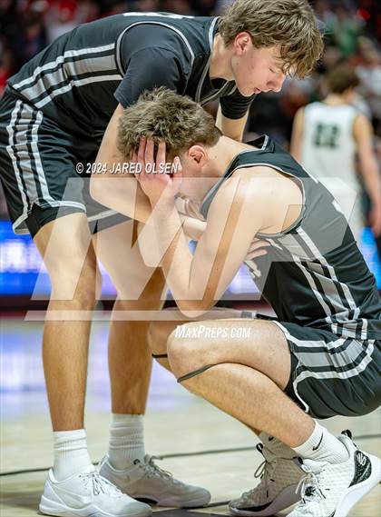 Thumbnail 2 in Highland @ Olympus (UHSAA 5A Semifinal) photogallery.