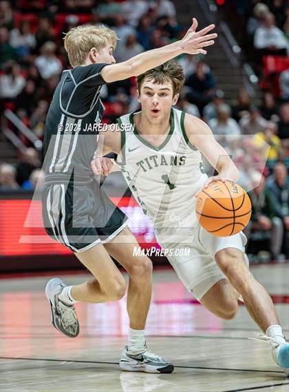 Thumbnail 2 in Highland @ Olympus (UHSAA 5A Semifinal) photogallery.