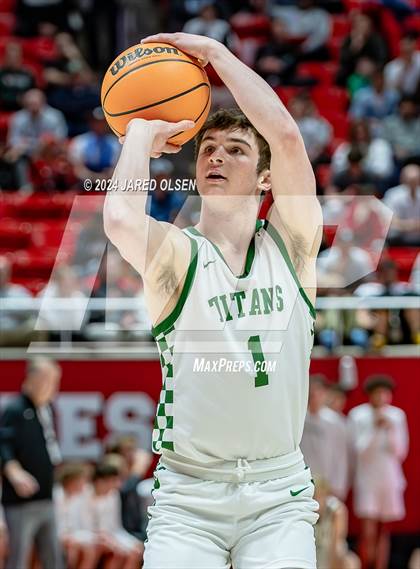 Thumbnail 3 in Highland @ Olympus (UHSAA 5A Semifinal) photogallery.