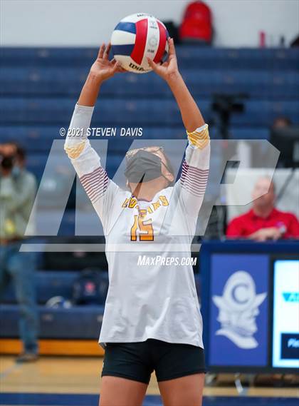 Thumbnail 1 in Rock Point vs. Tempe Prep (AIA 1A Finals) photogallery.