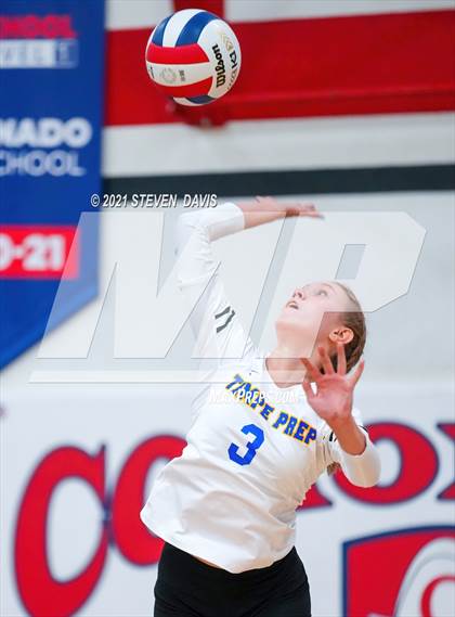 Thumbnail 1 in Rock Point vs. Tempe Prep (AIA 1A Finals) photogallery.