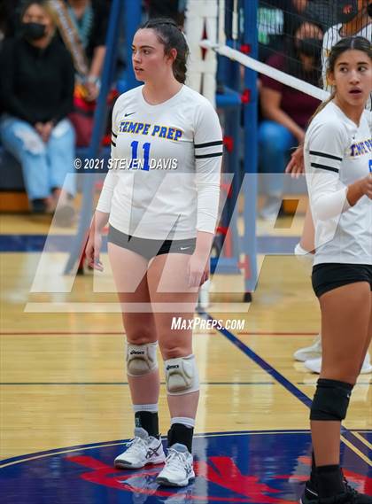 Thumbnail 1 in Rock Point vs. Tempe Prep (AIA 1A Finals) photogallery.