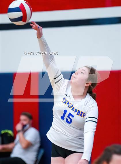 Thumbnail 2 in Rock Point vs. Tempe Prep (AIA 1A Finals) photogallery.