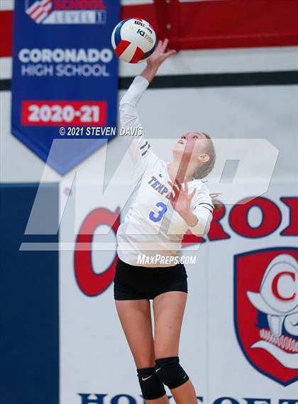 Thumbnail 3 in Rock Point vs. Tempe Prep (AIA 1A Finals) photogallery.