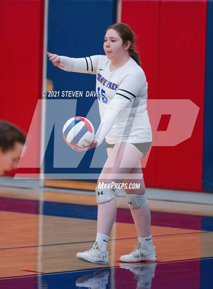 Thumbnail 3 in Rock Point vs. Tempe Prep (AIA 1A Finals) photogallery.