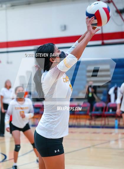 Thumbnail 2 in Rock Point vs. Tempe Prep (AIA 1A Finals) photogallery.