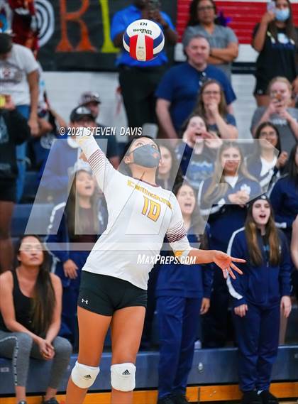 Thumbnail 1 in Rock Point vs. Tempe Prep (AIA 1A Finals) photogallery.