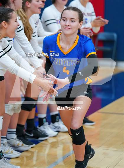 Thumbnail 1 in Rock Point vs. Tempe Prep (AIA 1A Finals) photogallery.