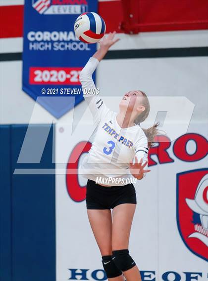 Thumbnail 2 in Rock Point vs. Tempe Prep (AIA 1A Finals) photogallery.