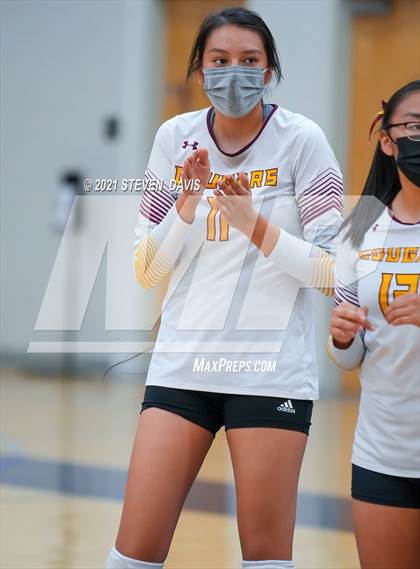Thumbnail 1 in Rock Point vs. Tempe Prep (AIA 1A Finals) photogallery.