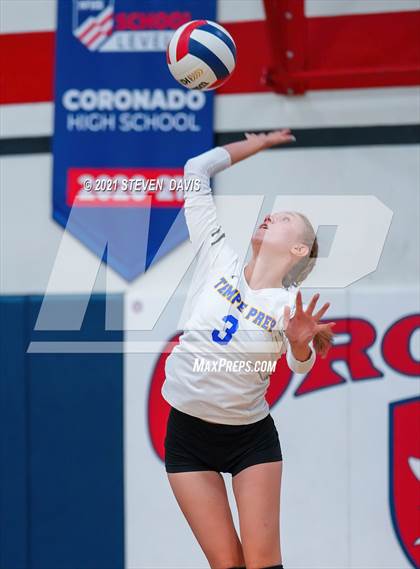 Thumbnail 2 in Rock Point vs. Tempe Prep (AIA 1A Finals) photogallery.