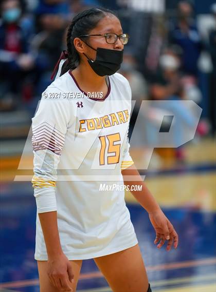 Thumbnail 1 in Rock Point vs. Tempe Prep (AIA 1A Finals) photogallery.