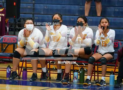 Thumbnail 3 in Rock Point vs. Tempe Prep (AIA 1A Finals) photogallery.