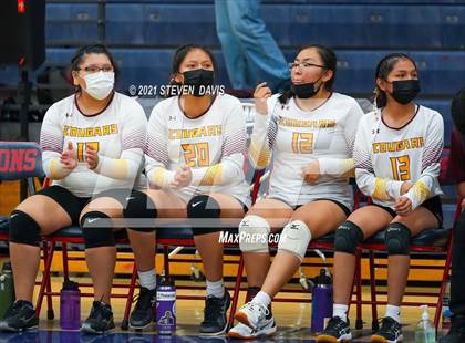 Thumbnail 1 in Rock Point vs. Tempe Prep (AIA 1A Finals) photogallery.