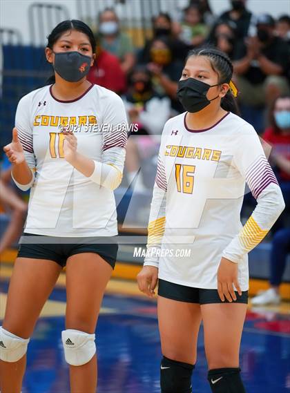 Thumbnail 1 in Rock Point vs. Tempe Prep (AIA 1A Finals) photogallery.