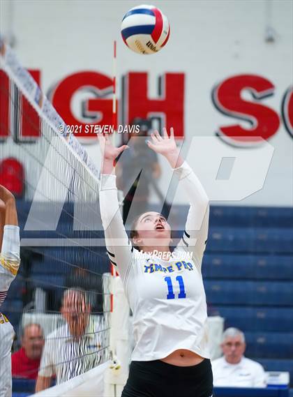 Thumbnail 3 in Rock Point vs. Tempe Prep (AIA 1A Finals) photogallery.