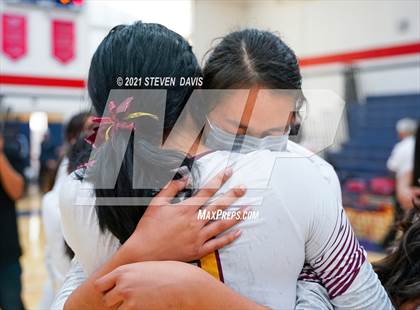 Thumbnail 2 in Rock Point vs. Tempe Prep (AIA 1A Finals) photogallery.