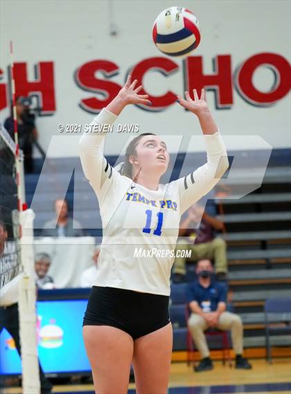 Thumbnail 2 in Rock Point vs. Tempe Prep (AIA 1A Finals) photogallery.