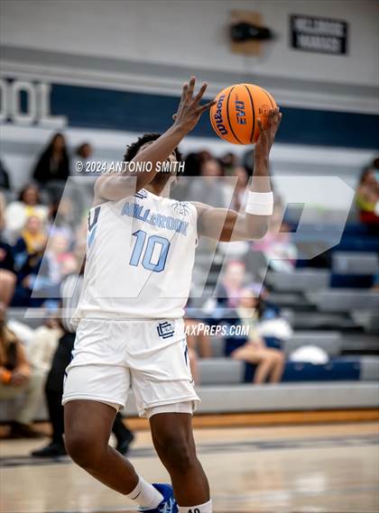 Thumbnail 1 in Garner @ Millbrook photogallery.