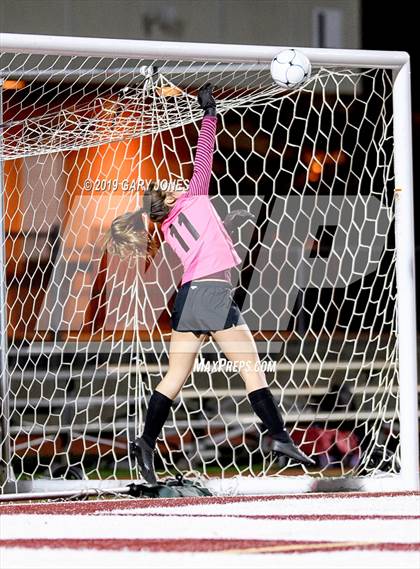 Thumbnail 1 in Ponderosa vs. Whitney (CIF SJS D2 Semifinal) photogallery.
