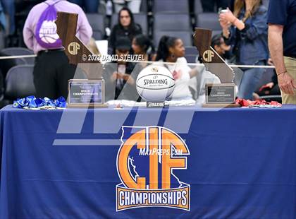 Thumbnail 3 in Chaffey vs. Stuart Hall (CIF State D5 Final) photogallery.