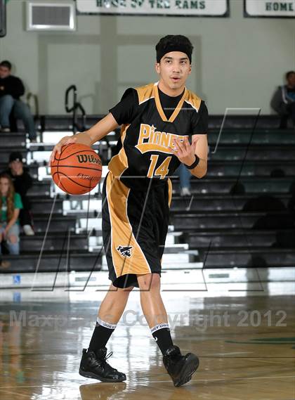 Thumbnail 1 in Pioneer vs. Dixon (Ram Jam Winter Classic) photogallery.