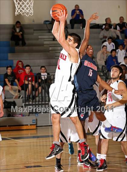 Thumbnail 3 in Bellarmine-Jefferson vs. Glendale (Bulldog Tournament) photogallery.