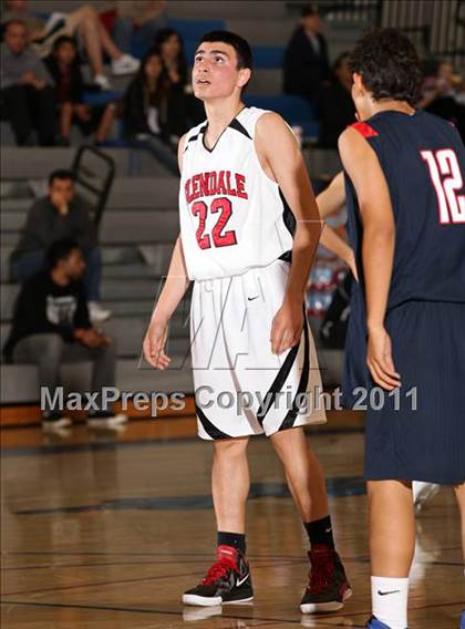 Thumbnail 2 in Bellarmine-Jefferson vs. Glendale (Bulldog Tournament) photogallery.