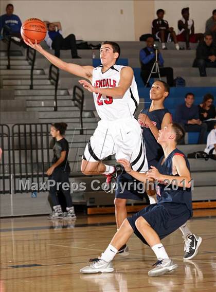 Thumbnail 1 in Bellarmine-Jefferson vs. Glendale (Bulldog Tournament) photogallery.